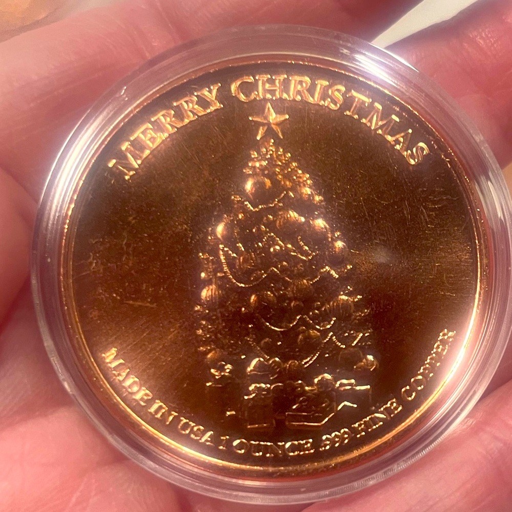 1 ounce .999 Fine Copper Merry Christmas Tree and Angel with coin protecter